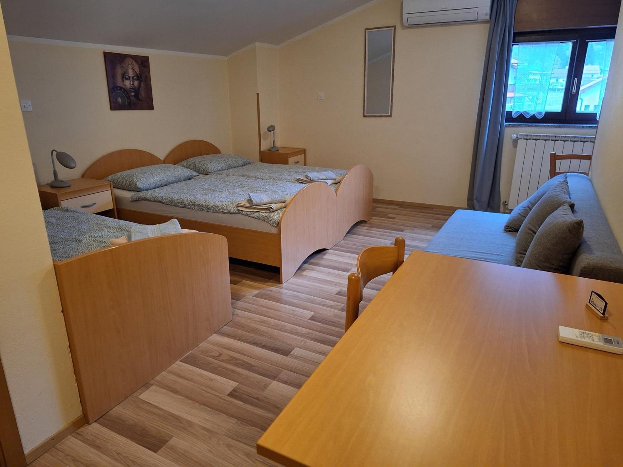 Rooms Pri Lovrizu Kobarid Dış mekan fotoğraf