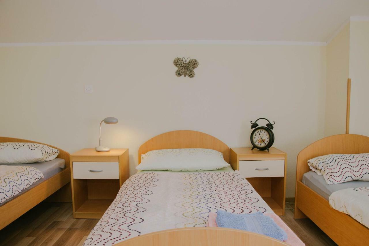 Rooms Pri Lovrizu Kobarid Dış mekan fotoğraf