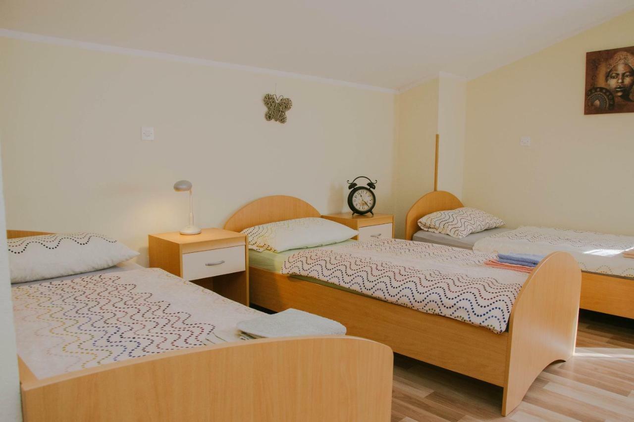 Rooms Pri Lovrizu Kobarid Dış mekan fotoğraf